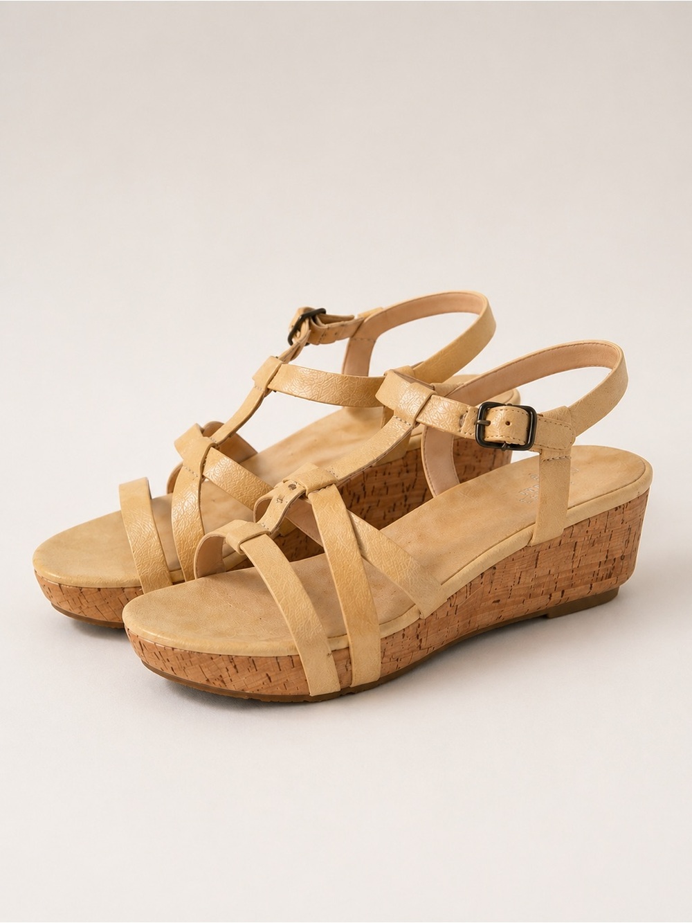 Eileen Fisher Array Core Wedge Sandals Bone Matte Size 8 Strappy Lagenlook